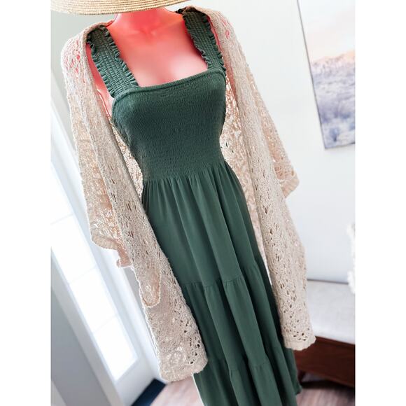 Aerie Barefoot in the Meadow dreamy moments smocked maxi dress - Picture 1 of 4